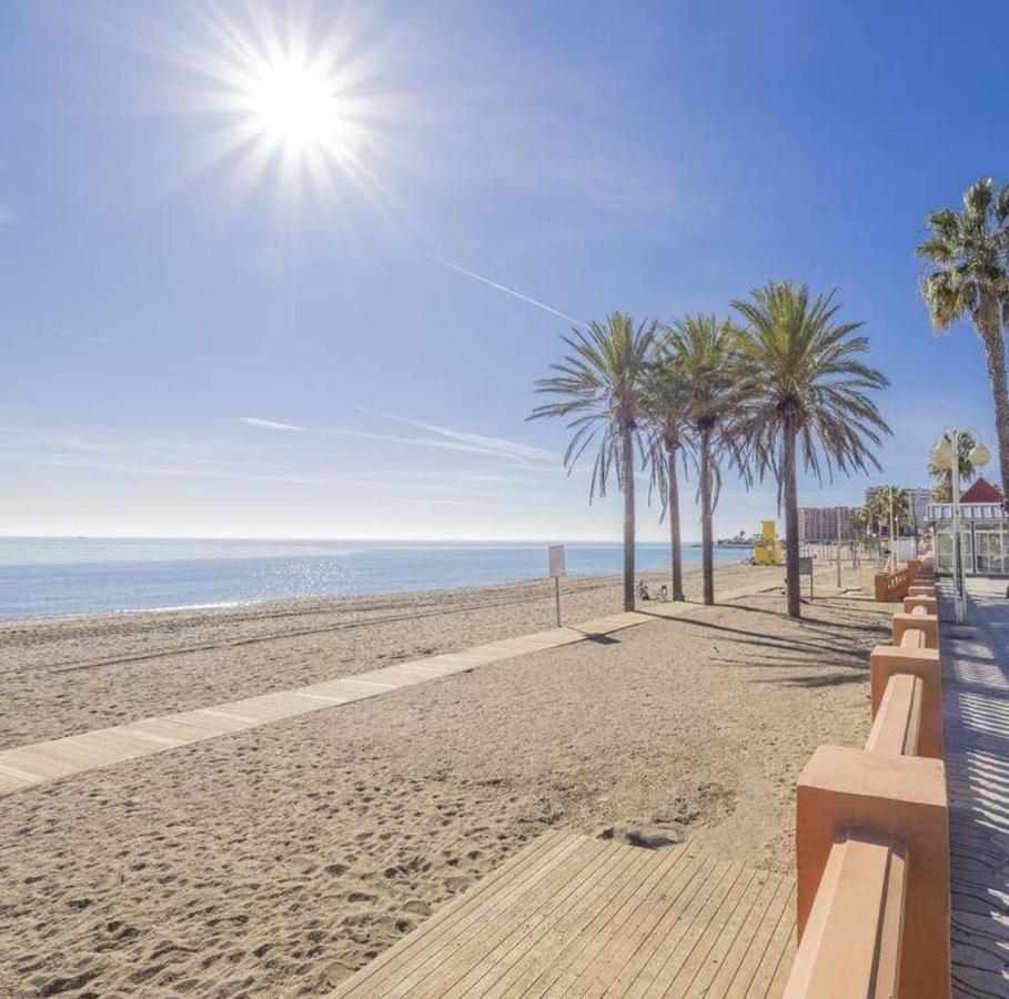 El Estudio De La Playa Benalbeach Vistas Al Mar Benalmádena Eksteriør bilde