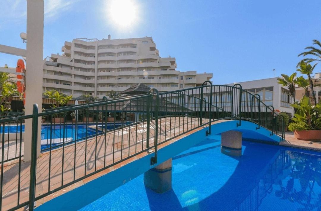 El Estudio De La Playa Benalbeach Vistas Al Mar Benalmádena Eksteriør bilde