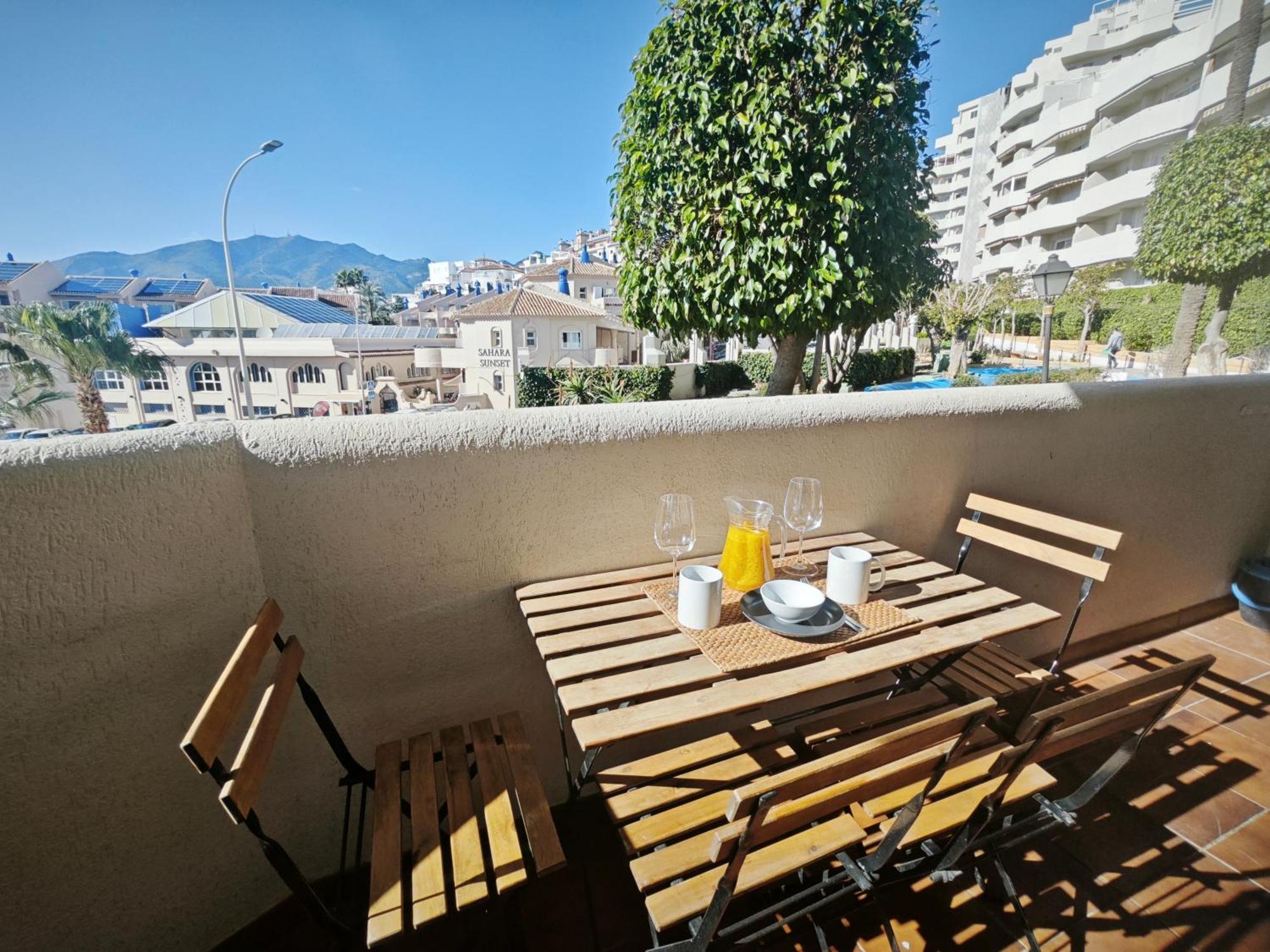 El Estudio De La Playa Benalbeach Vistas Al Mar Benalmádena Eksteriør bilde